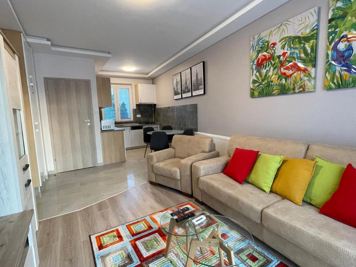 Lara Lux Apartment Hajduszoboszlo Exterior photo